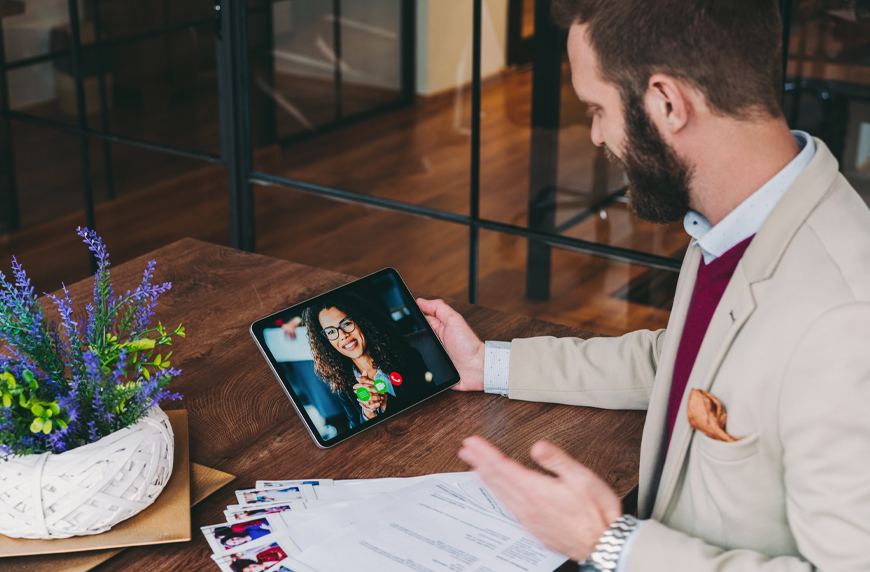 physician being interviewed virtual using a healthcare recruiting process